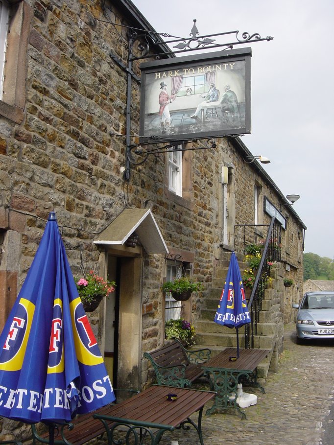 Hark the Bounty in Slaidburn